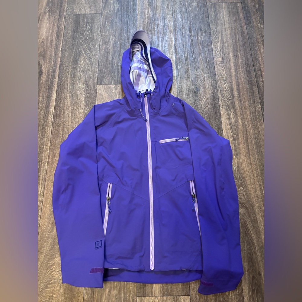 REI Women's E1 Elements Jacket size small - image 2